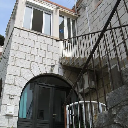Πανσιόν St. Lazarus Ντουμπρόβνικ